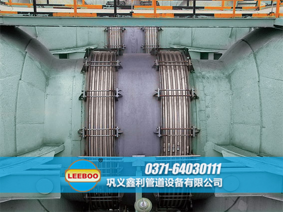 <a href=http://www.huobuluo.cn target=_blank class=infotextkey>補(bǔ)償器</a>安裝現(xiàn)場(chǎng)圖